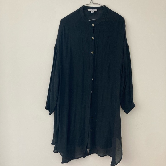 Light oversized flowey sheer blouse - Picture 1 of 5